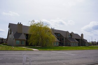 1590 S Goebel St in Wichita, KS - Building Photo - Building Photo