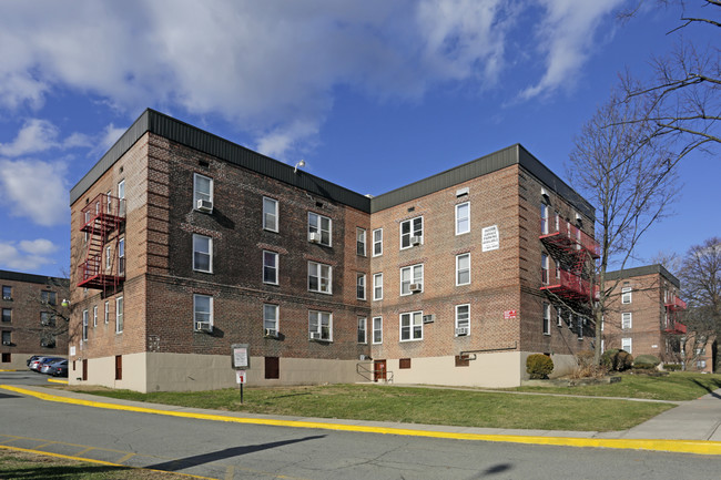 Cunningham Apartments in Jamaica, NY - Building Photo - Building Photo