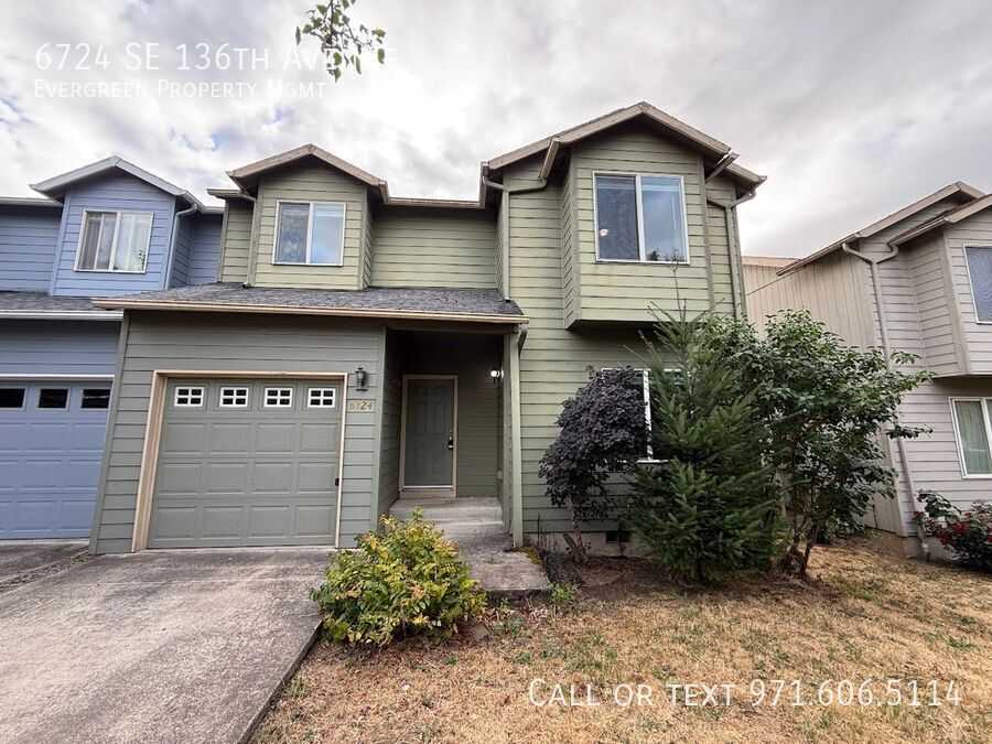 6724 SE 136th Ave in Portland, OR - Building Photo