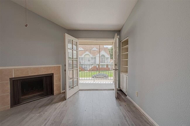 property at 14600 Fonmeadow Dr