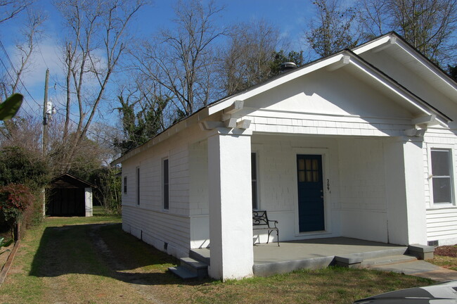 209 Green St in Ridge Spring, SC - Building Photo - Building Photo