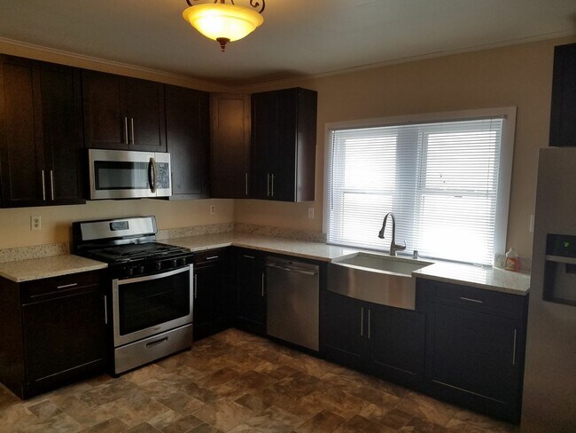 property at 610 E Locust St
