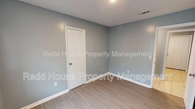 105 Nann St in Enterprise, AL - Building Photo - Building Photo