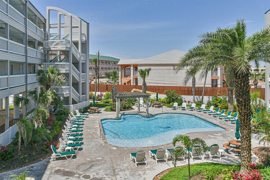 6102 Seawall Blvd, Unit 181 in Galveston, TX - Foto de edificio