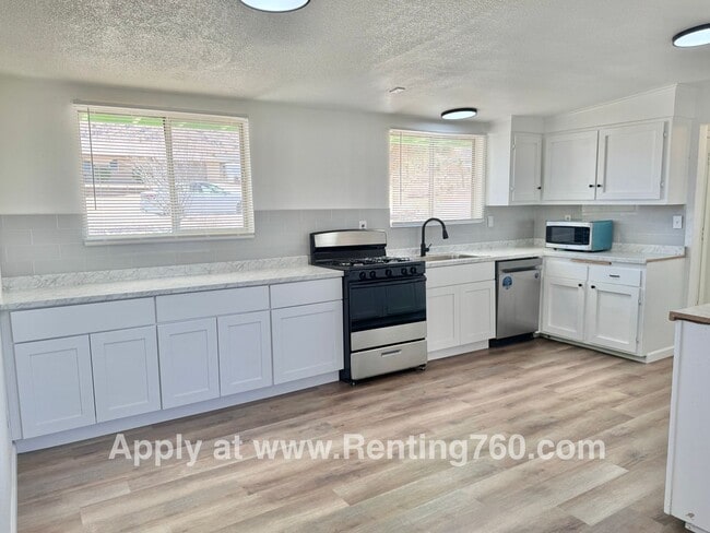 property at 60690 Natoma Trail