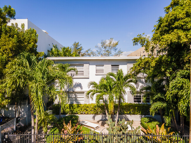 1326 Pennsylvania Ave in Miami Beach, FL - Foto de edificio - Primary Photo