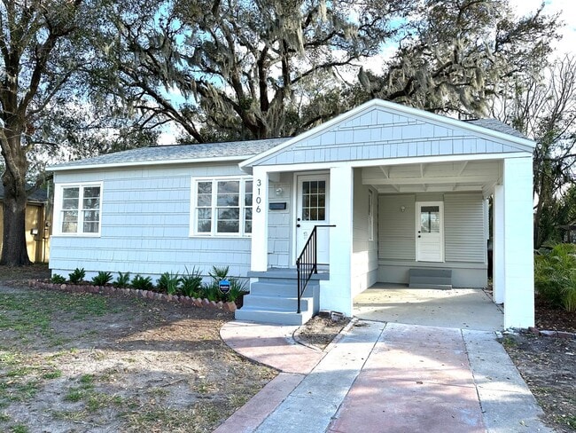 property at 3106 E Washington St