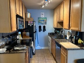 5630 Pershing Ave, Unit 35 in St. Louis, MO - Building Photo - Building Photo