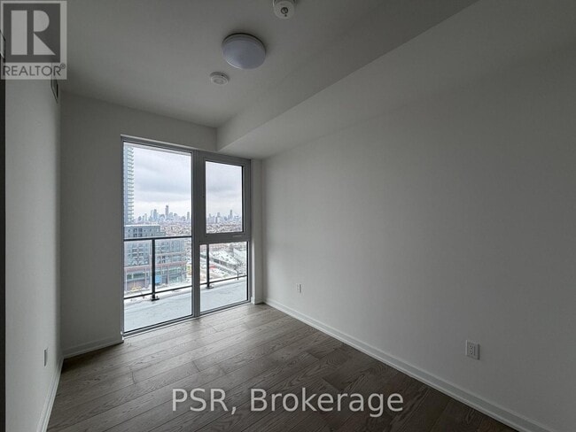 1285 Dupont St in Toronto, ON - Building Photo - Building Photo