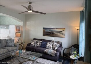 3304 Lisa Ln in Naples, FL - Building Photo - Building Photo