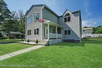 503 Elizabeth St in Ocean Township, NJ - Building Photo - Building Photo