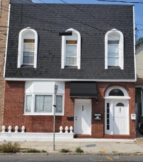 property at 665 Summit Ave