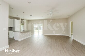 664 Weaver Rd SW in Palm Bay, FL - Building Photo - Building Photo