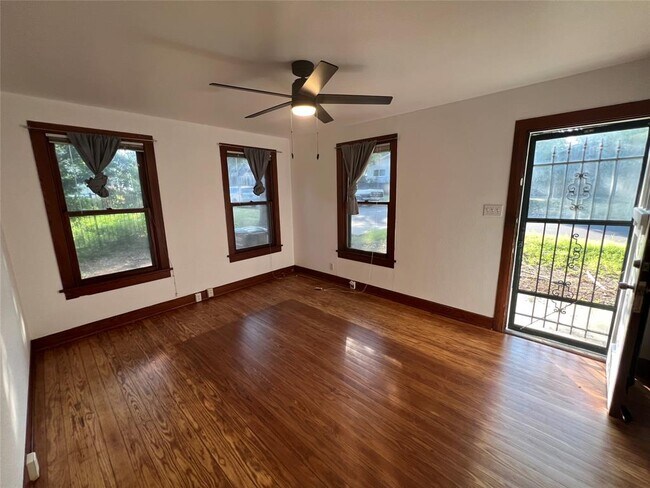 5004 Avenue F in Austin, TX - Building Photo - Building Photo