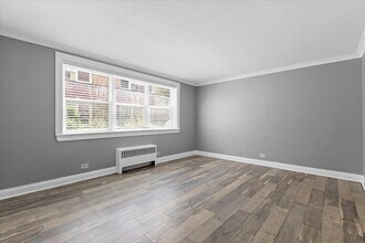 6705 N California Ave in Chicago, IL - Building Photo - Building Photo
