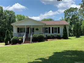 206 Ross Ct in Belmont, NC - Building Photo