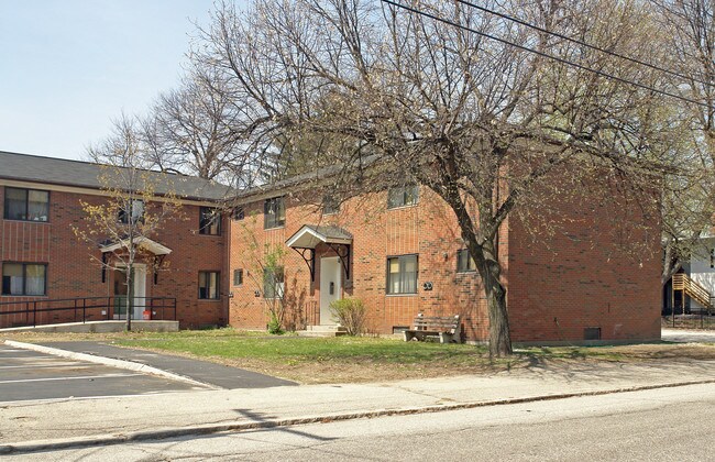 163 2nd St in Manchester, NH - Building Photo - Building Photo