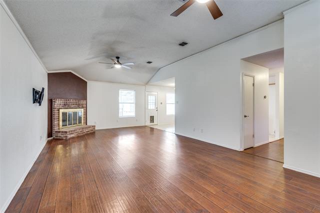 4258 Estes Park Cir in Haltom City, TX - Building Photo - Building Photo