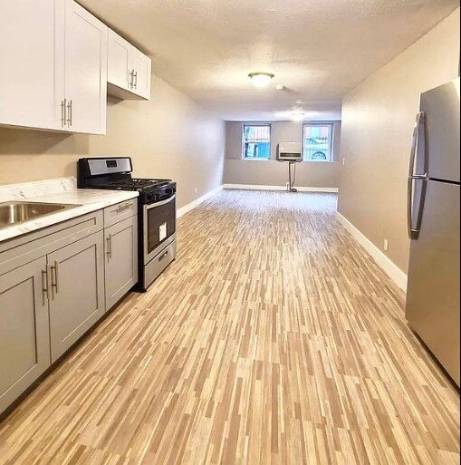 130 S 2nd St in Brooklyn, NY - Building Photo