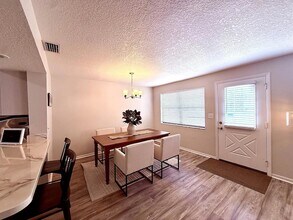 7218 N Highland Ave in Tampa, FL - Building Photo - Building Photo