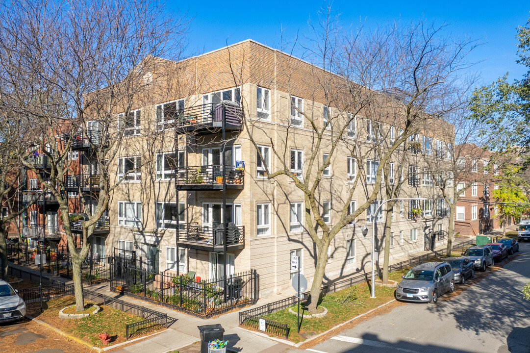 900-902 W Agatite Ave in Chicago, IL - Building Photo