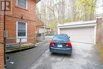 6 Poplar Plains Crescent in Toronto, ON - Building Photo - Building Photo