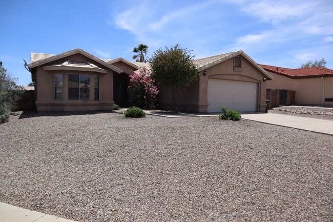 2115 Taos Dr in Sierra Vista, AZ - Building Photo - Building Photo