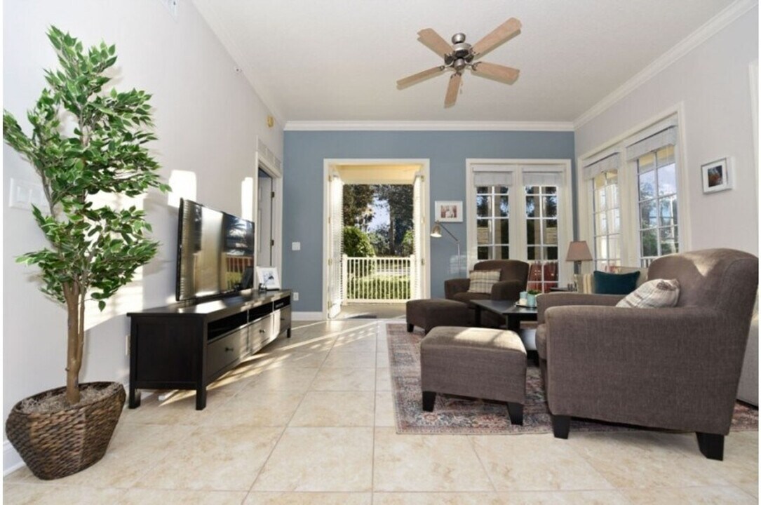 7501 Mourning Dove Cir in Kissimmee, FL - Foto de edificio