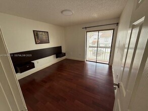 1281 SW 124th Ct in Miami, FL - Building Photo - Building Photo