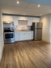 29W543 Batavia Rd in Warrenville, IL - Building Photo - Building Photo