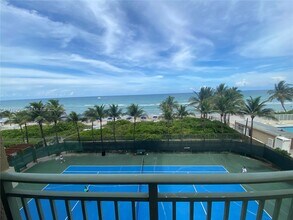 2080 S Ocean Dr in Hallandale Beach, FL - Building Photo - Building Photo