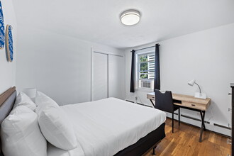 17 5th St, Unit 1 in Cambridge, MA - Foto de edificio - Building Photo