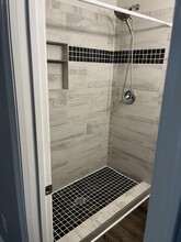 14 N Broadway St, Unit #2 in Lake Orion, MI - Building Photo - Building Photo