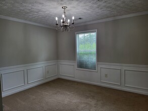 1118 Kailie Dr in Winder, GA - Foto de edificio - Building Photo