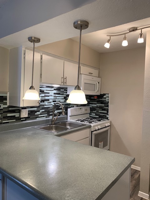 1232 Cavender Dr, Unit 222 in Hurst, TX - Building Photo