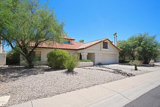 10575 E Mission Ln in Scottsdale, AZ - Building Photo - Building Photo