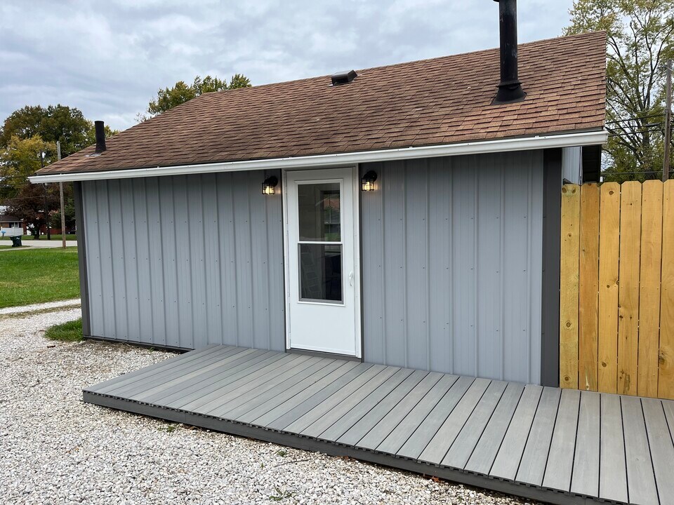 13050 Beeson St NE, Unit 13050BeesonSt. in Alliance, OH - Building Photo