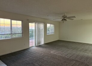 4310 Hillview Dr in Pittsburg, CA - Building Photo - Building Photo