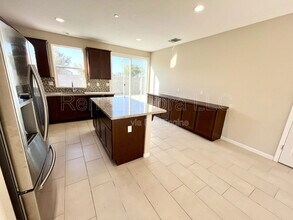 482 Glendon Pl in Merced, CA - Building Photo - Building Photo