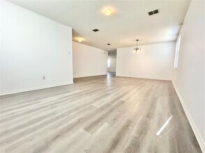 16516 Cowboy Trail in Justin, TX - Building Photo - Building Photo