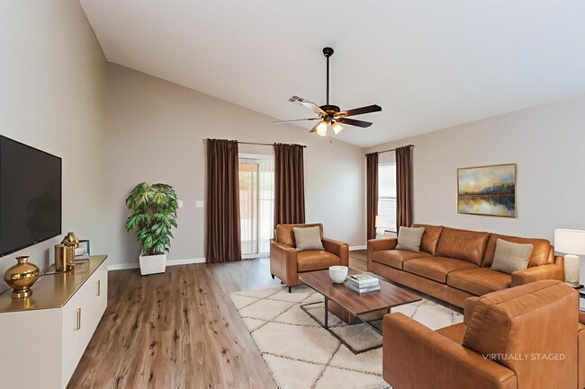property at 4712 E Silverbell Rd