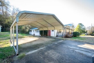 375 Commerce Ave in Dora, AL - Building Photo - Building Photo