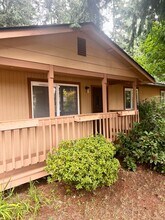 26826 Weaver Ave NW in Poulsbo, WA - Building Photo - Building Photo