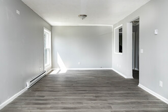 Fultonview Manor in Fulton, NY - Building Photo - Interior Photo