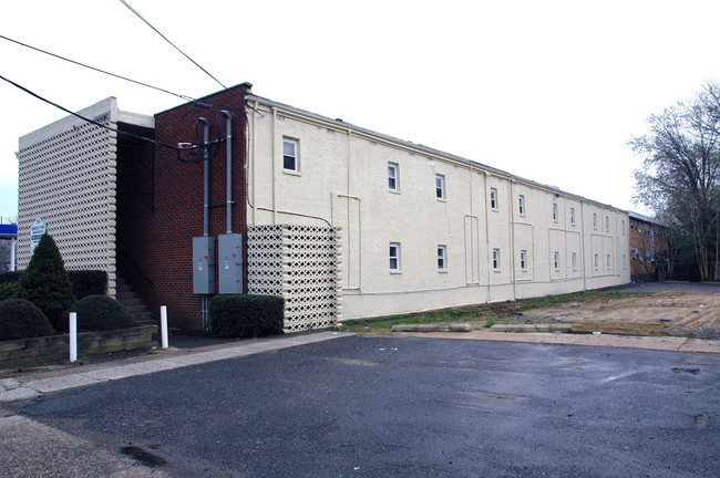 The Savoy Annex in Oaklyn, NJ - Foto de edificio - Building Photo