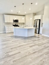 2261 S Tonaquint Dr in Saint George, UT - Building Photo - Building Photo