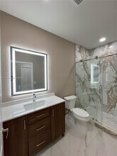 8906 W Flagler St in Miami, FL - Building Photo - Building Photo