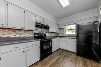 1009 Park Dr in Trent Woods, NC - Building Photo - Building Photo