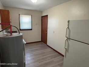 141 E Harrison Ave in Clarksville, IN - Building Photo - Building Photo