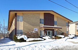 1216 Memorial Dr in South Milwaukee, WI - Building Photo